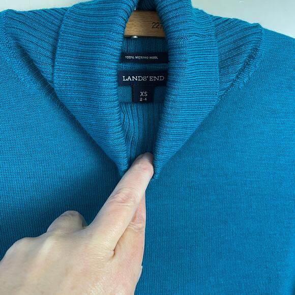 Lands End Wmns Sz XS Sweater 100% Merino Wool Aqua Blue Flare Waist 3/4 Slv NWOT - Picture 3 of 10